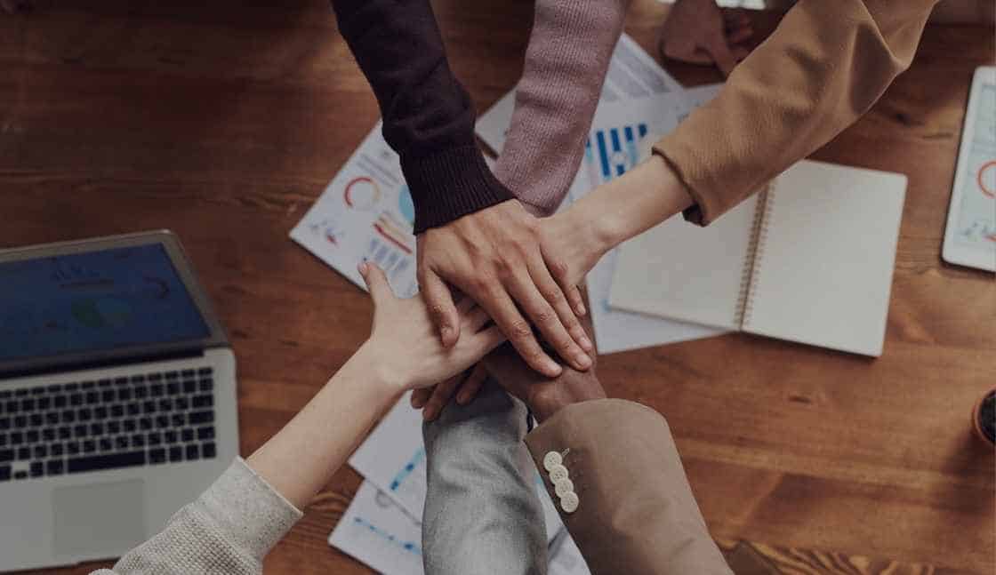 A group of therapists meet to discuss online OASAS approved CASAC Training.